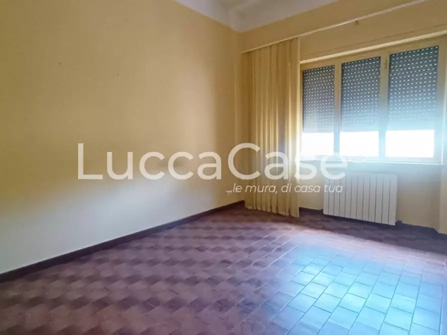 Immagine 3 di Ufficio in vendita  a Capannori