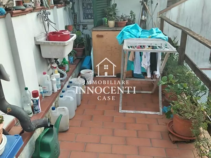 Immagine 5 di Casa semindipendente in vendita  a Massa