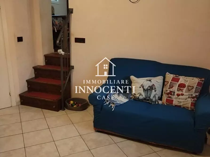 Immagine 7 di Casa semindipendente in vendita  a Massa