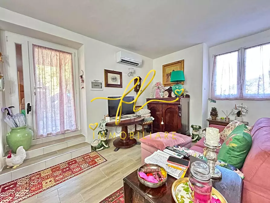 Immagine 3 di Appartamento in vendita  a Marciana