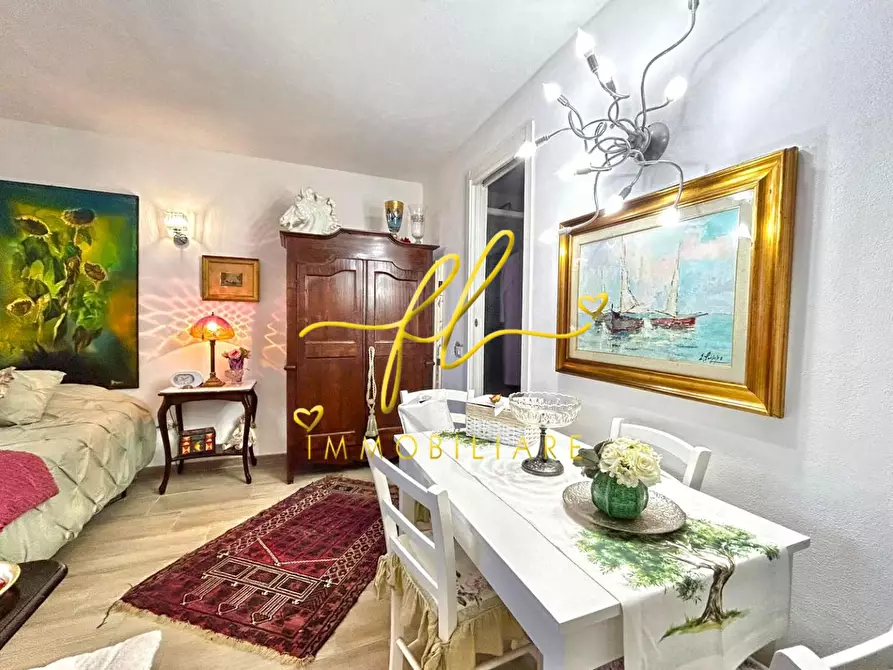 Immagine 5 di Appartamento in vendita  a Marciana