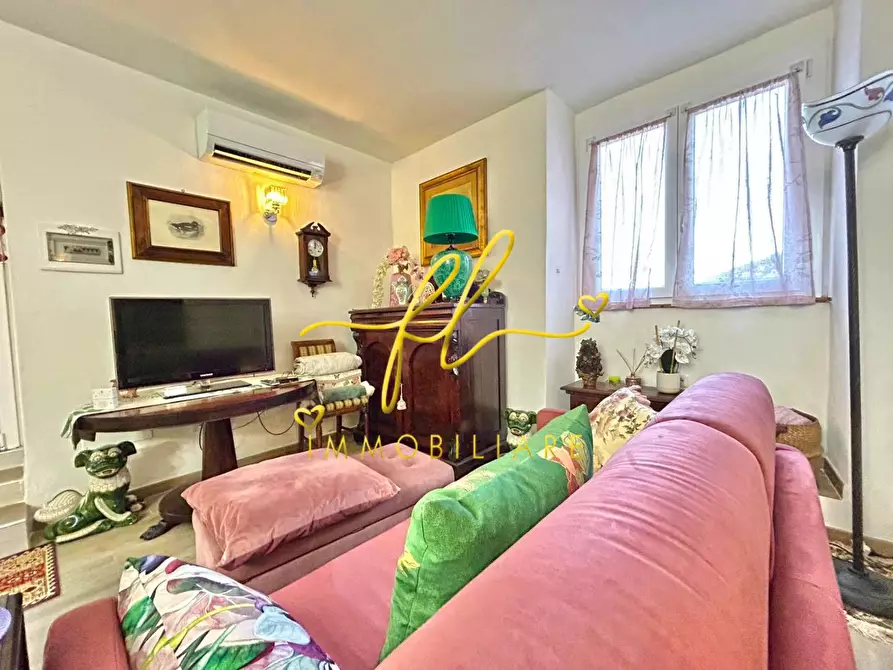 Immagine 2 di Appartamento in vendita  a Marciana