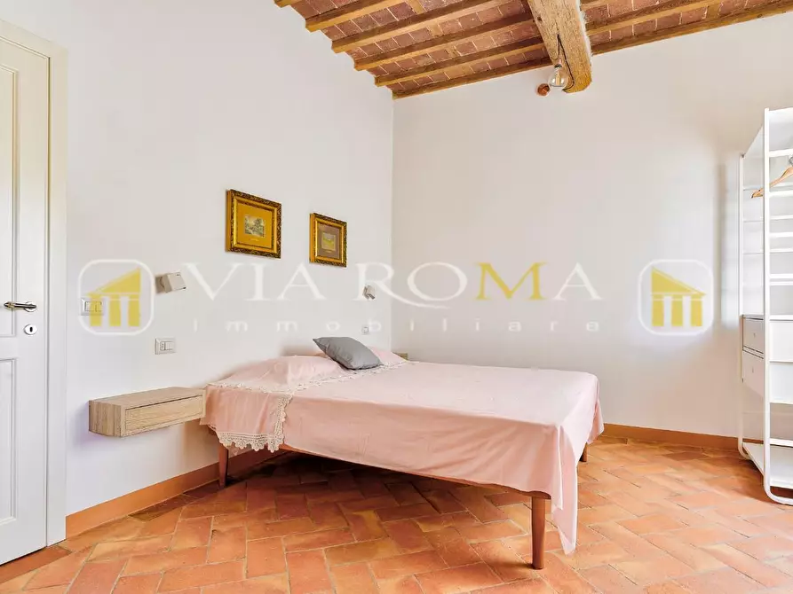 Immagine 22 di Villa in vendita  a Capannori