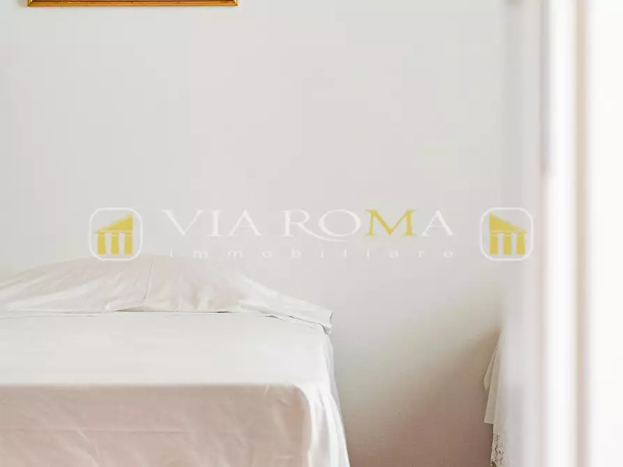 Immagine 27 di Villa in vendita  a Capannori