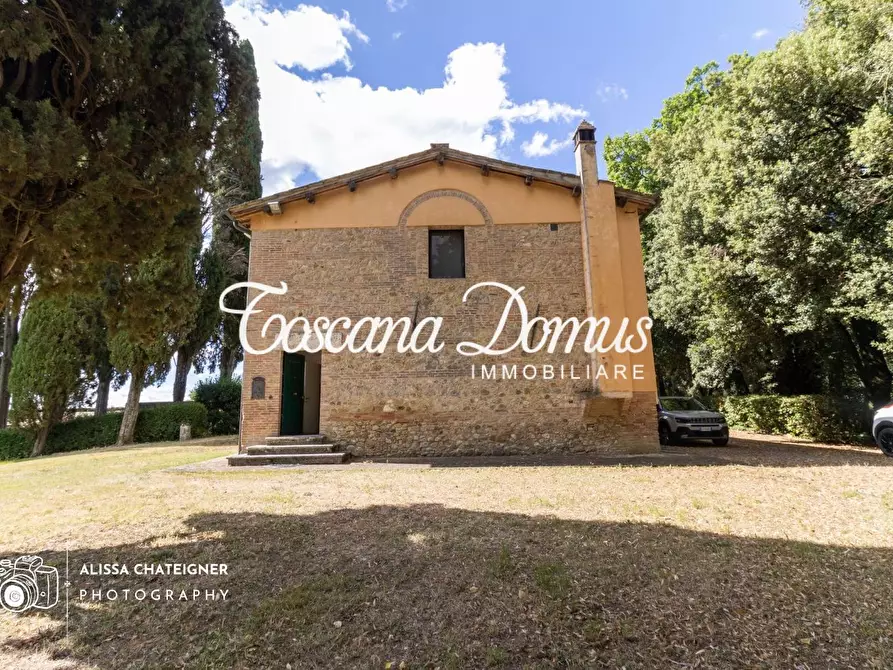 Immagine 5 di Porzione di casa in vendita  a Siena