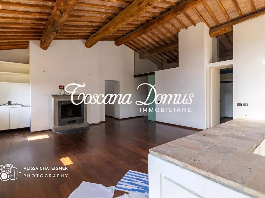 Immagine 20 di Porzione di casa in vendita  a Siena