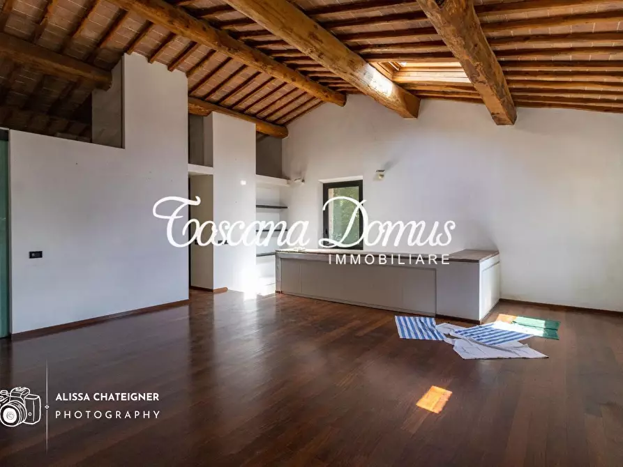 Immagine 18 di Porzione di casa in vendita  a Siena