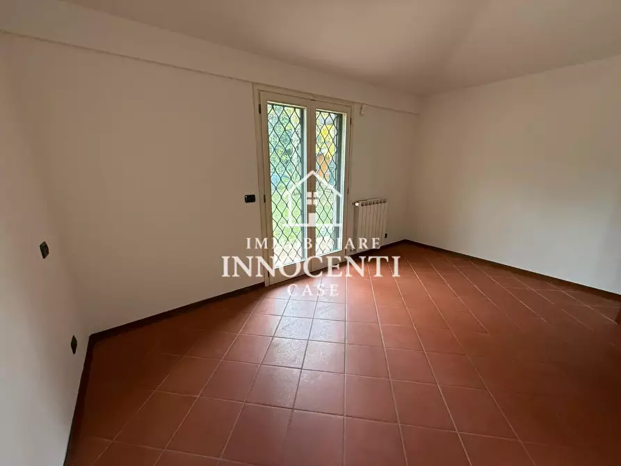 Immagine 31 di Casa indipendente in vendita  a Massa