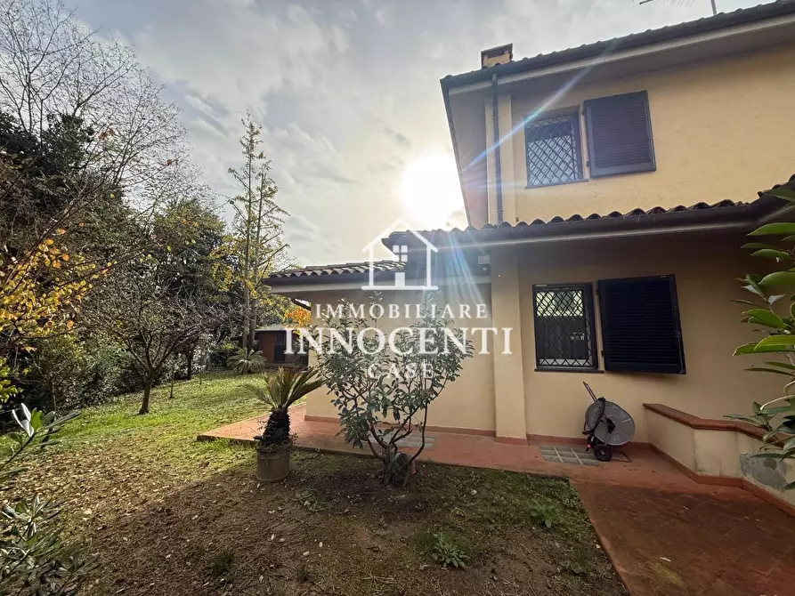 Immagine 9 di Casa indipendente in vendita  a Massa