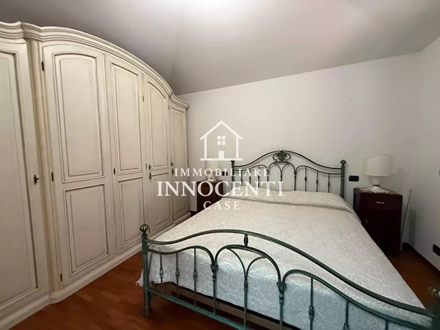 Immagine 35 di Casa indipendente in vendita  a Massa