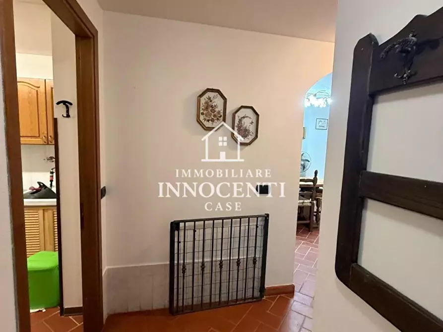 Immagine 20 di Casa indipendente in vendita  a Massa