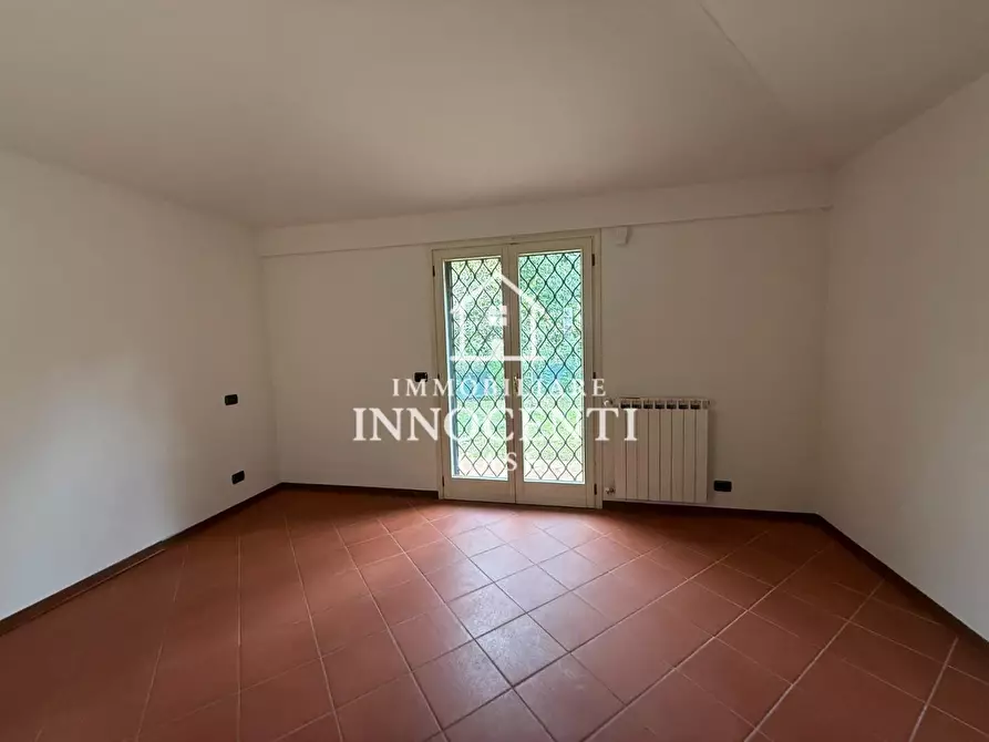 Immagine 28 di Casa indipendente in vendita  a Massa