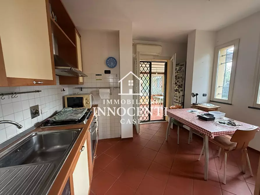 Immagine 23 di Casa indipendente in vendita  a Massa