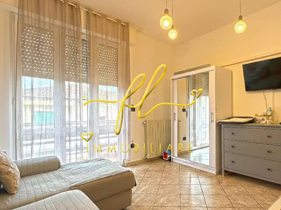 Immagine 1 di Appartamento in vendita  a Cecina