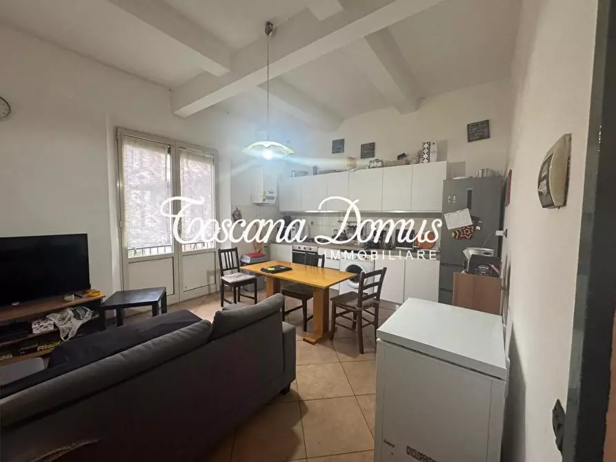 Immagine 1 di Appartamento in vendita  a Siena