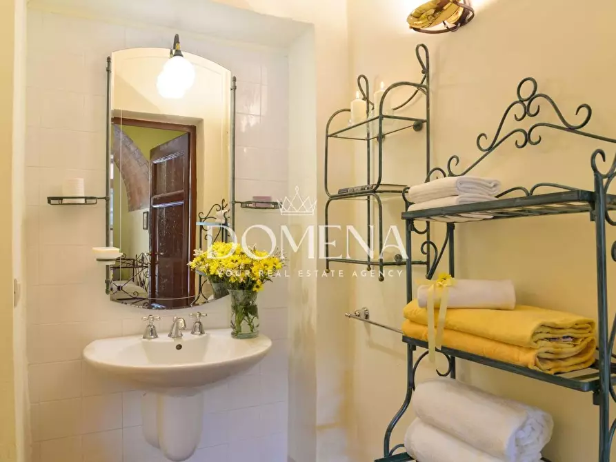 Immagine 8 di Casa colonica in vendita  a Monteroni D'arbia
