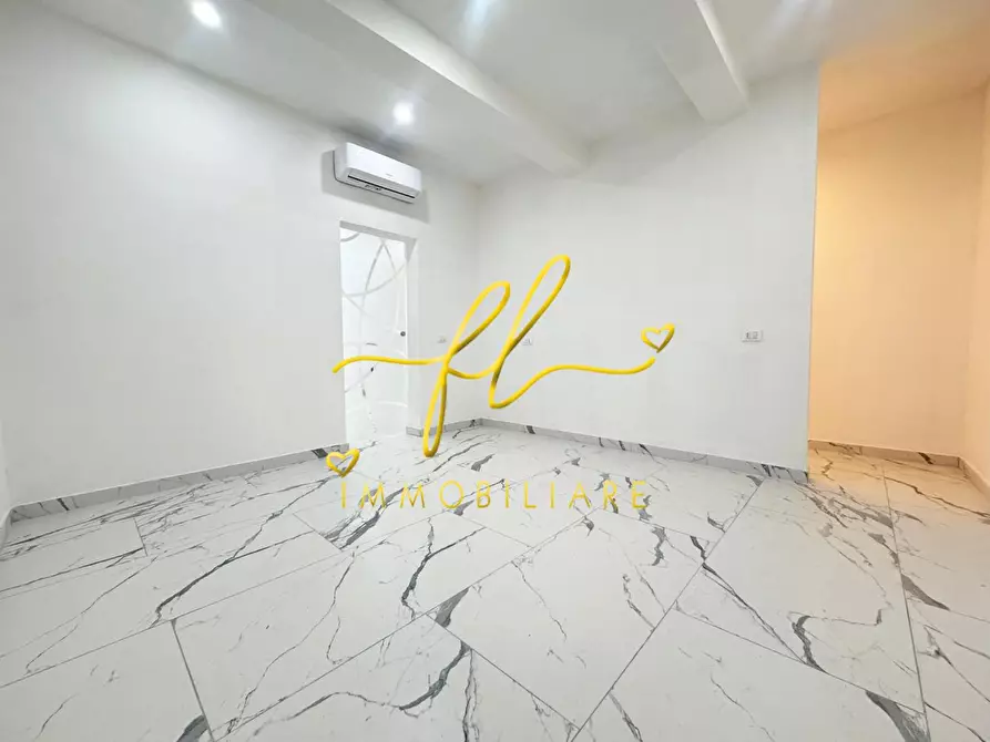 Immagine 1 di Appartamento in vendita  a Livorno