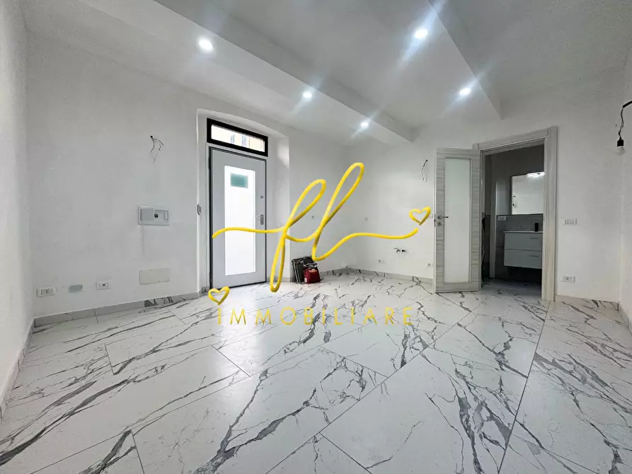 Immagine 3 di Appartamento in vendita  a Livorno