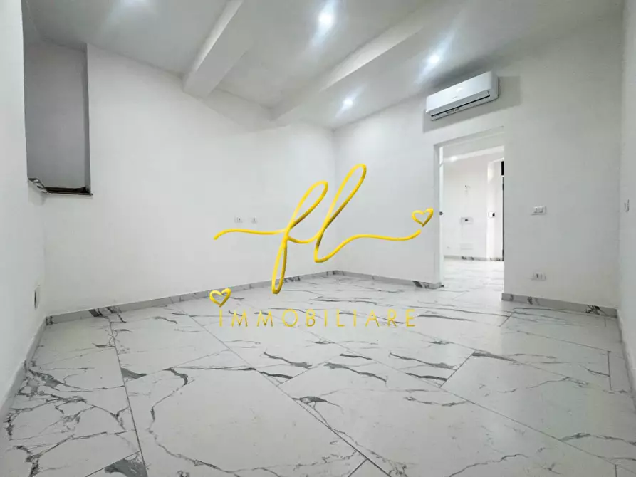 Immagine 9 di Appartamento in vendita  a Livorno