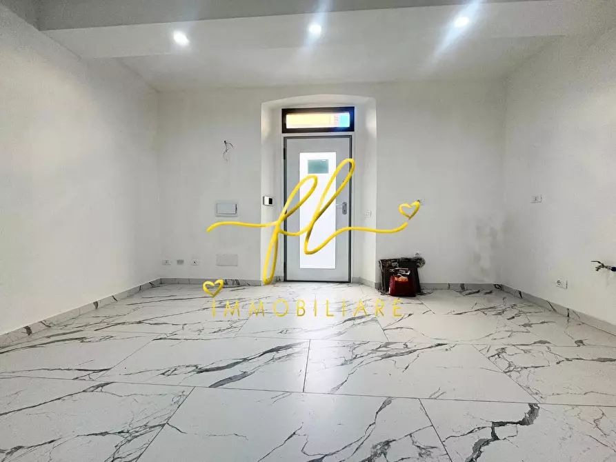 Immagine 6 di Appartamento in vendita  a Livorno