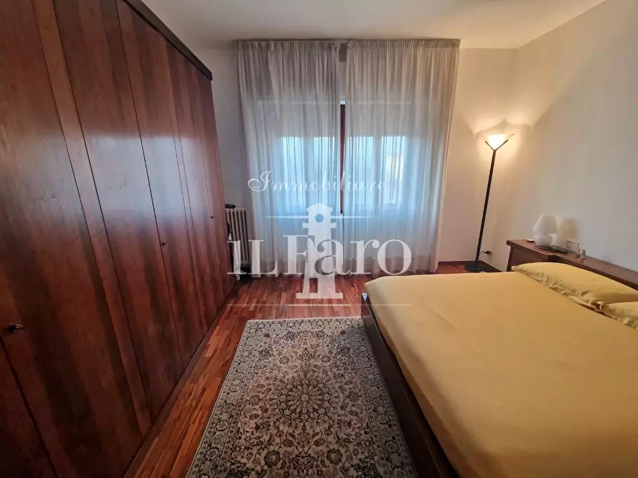Immagine 21 di Villetta a schiera in vendita  a Campi Bisenzio