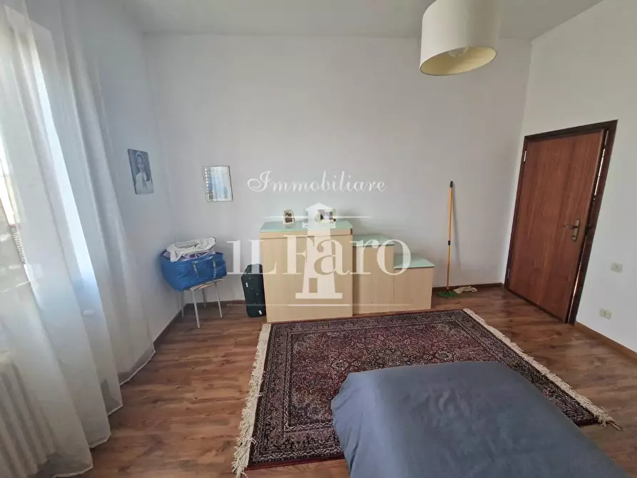 Immagine 24 di Villetta a schiera in vendita  a Campi Bisenzio