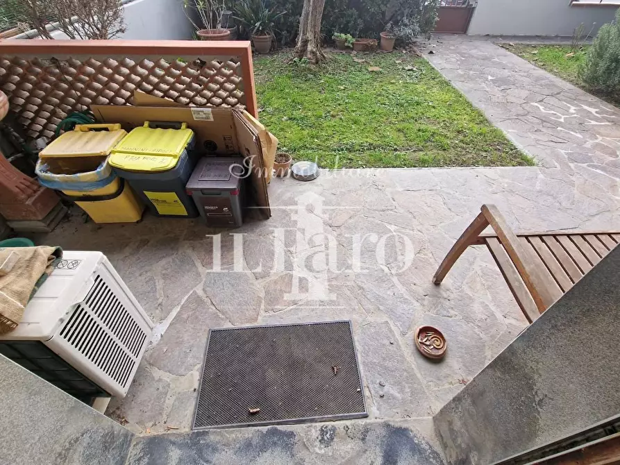 Immagine 50 di Appartamento in vendita  a Campi Bisenzio