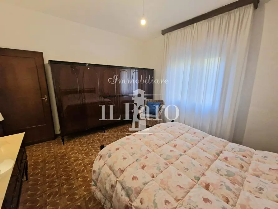 Immagine 19 di Appartamento in vendita  a Campi Bisenzio