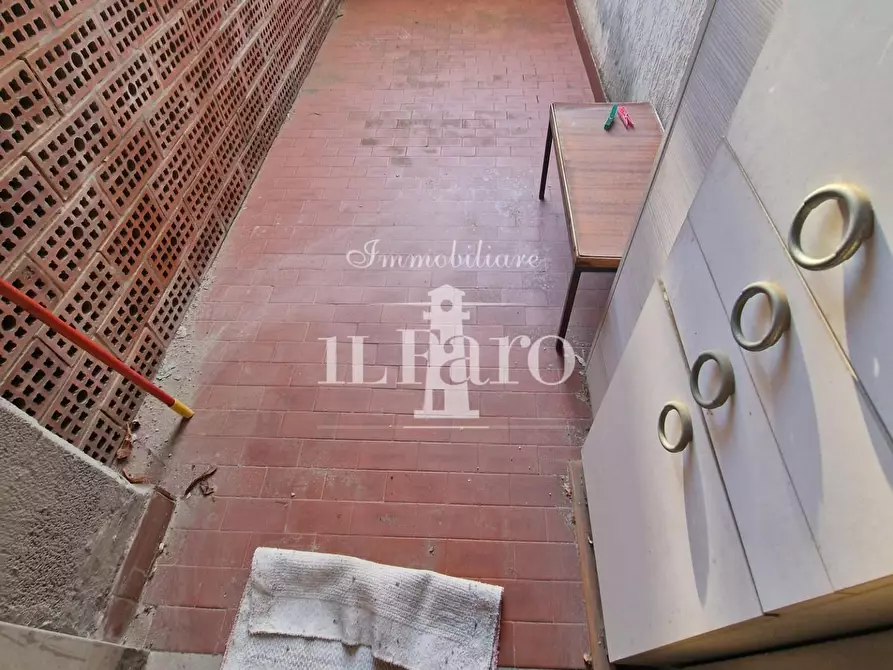 Immagine 47 di Appartamento in vendita  a Campi Bisenzio