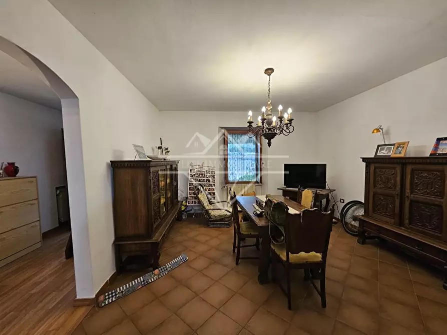 Immagine 5 di Appartamento in vendita  a Carrara