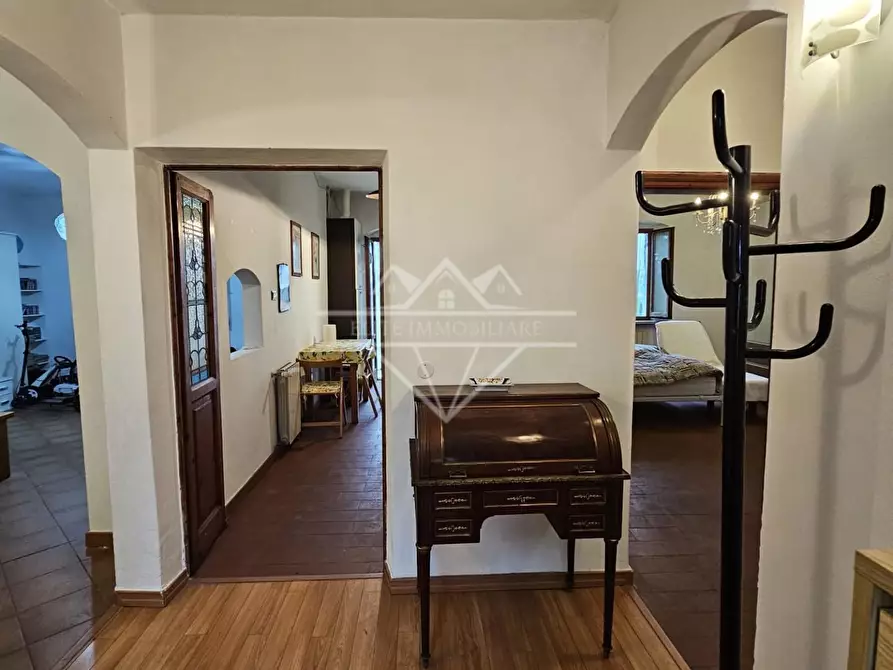 Immagine 4 di Appartamento in vendita  a Carrara