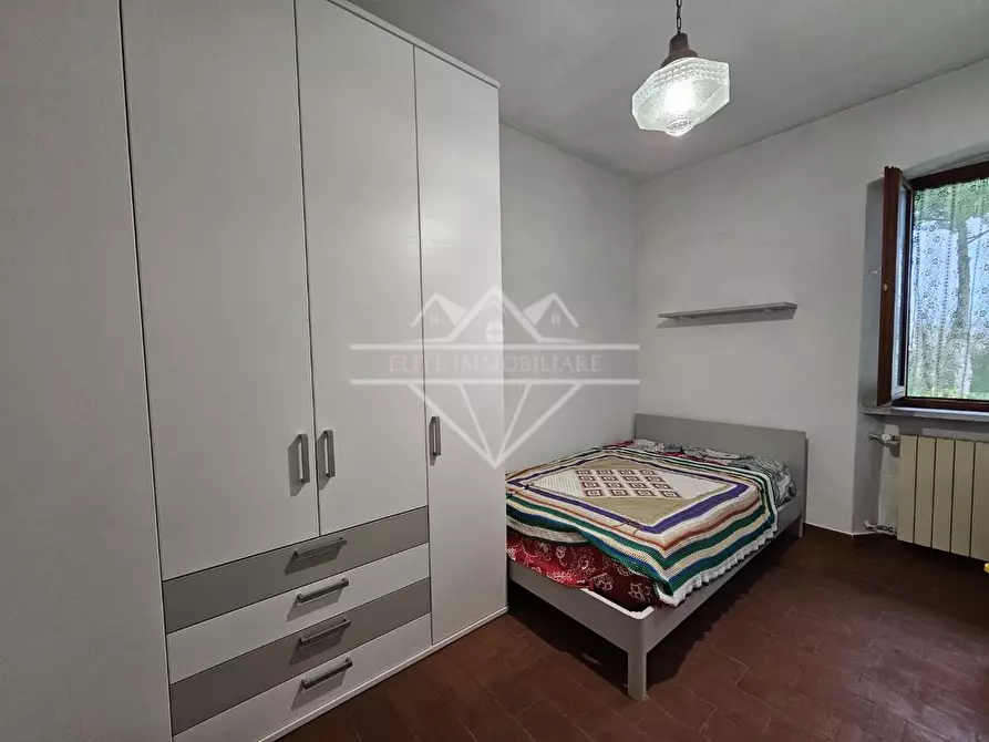 Immagine 14 di Appartamento in vendita  a Carrara