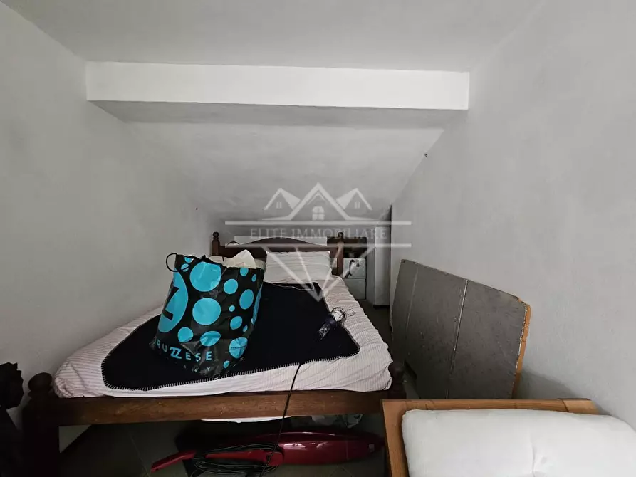 Immagine 19 di Appartamento in vendita  a Carrara