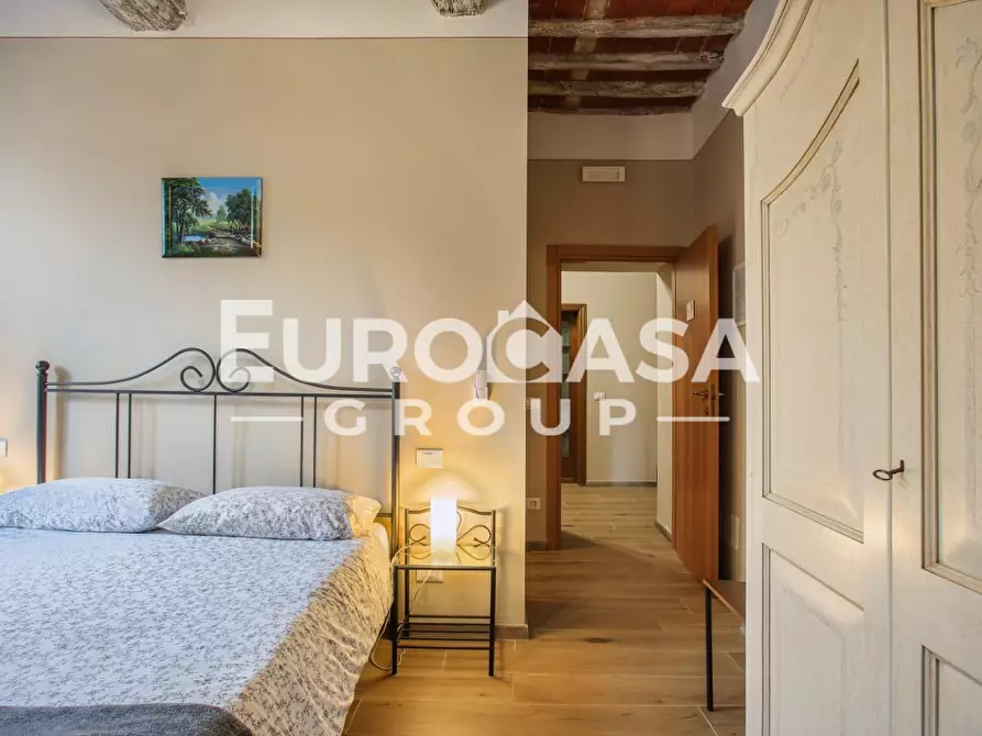 Immagine 24 di Villa in vendita  a Lucca