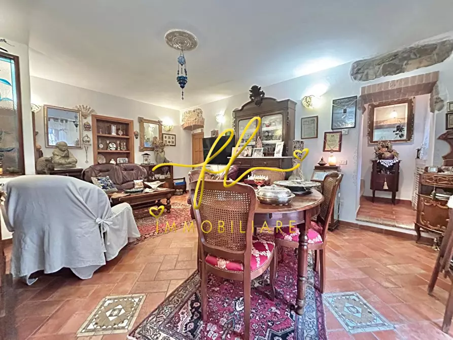 Immagine 2 di Appartamento in vendita  a Rio