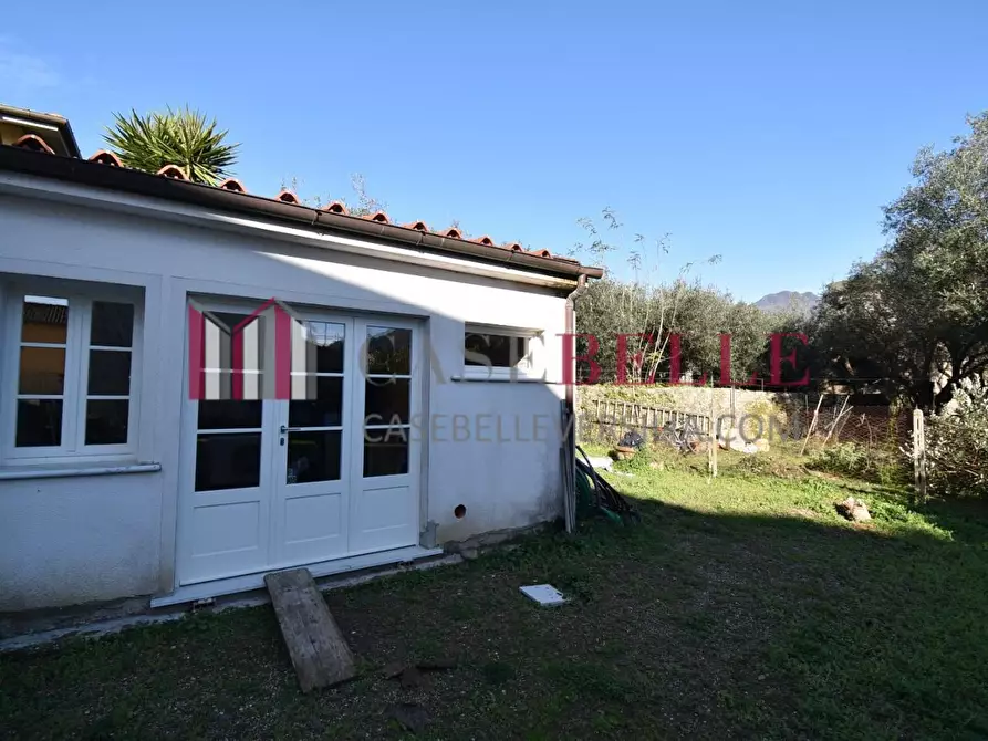 Immagine 9 di Terratetto in vendita  a Seravezza