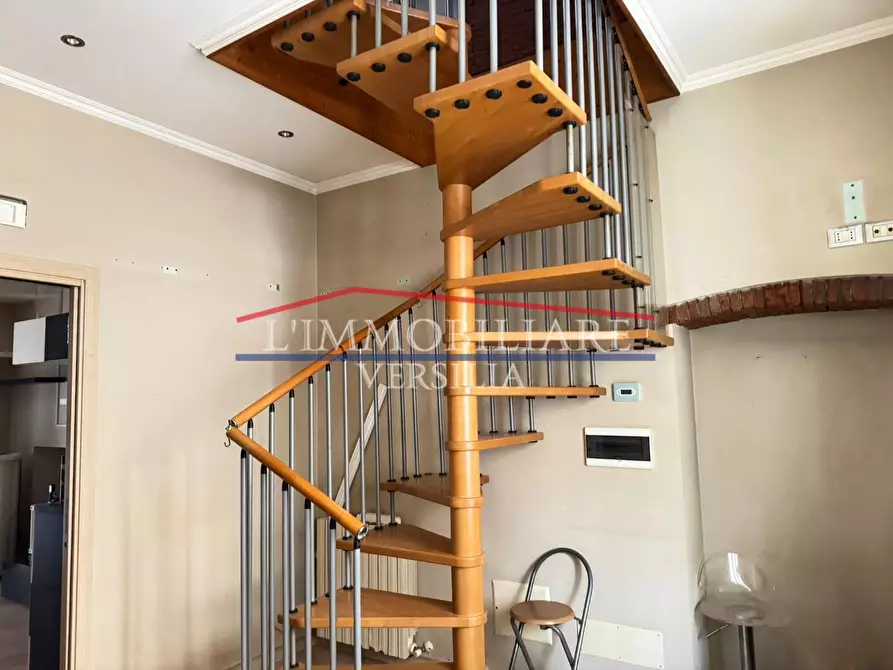 Immagine 13 di Appartamento in vendita  a Massa