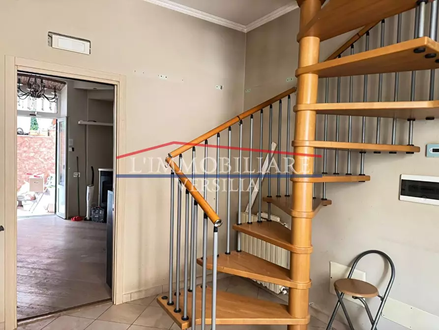 Immagine 14 di Appartamento in vendita  a Massa