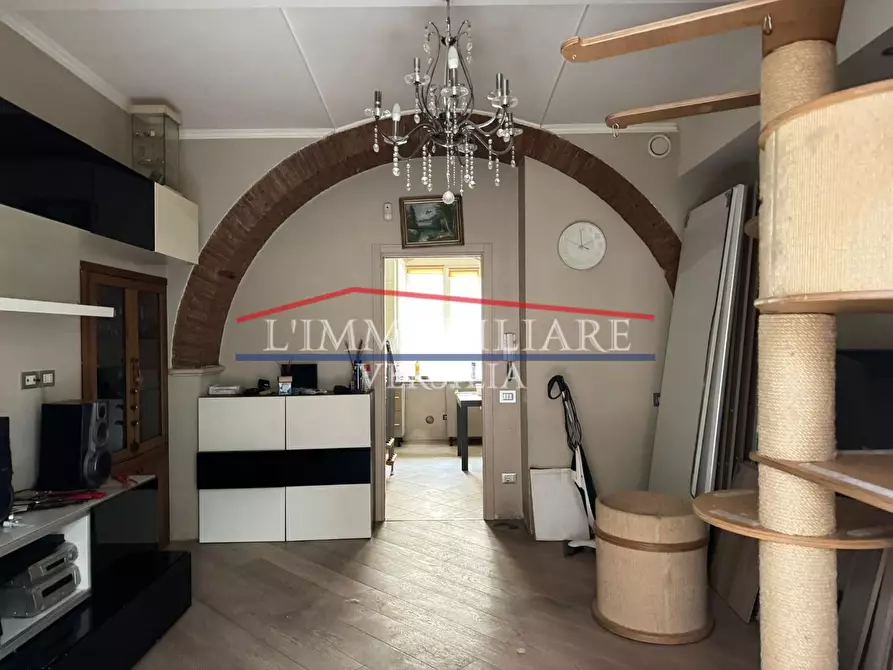 Immagine 9 di Appartamento in vendita  a Massa