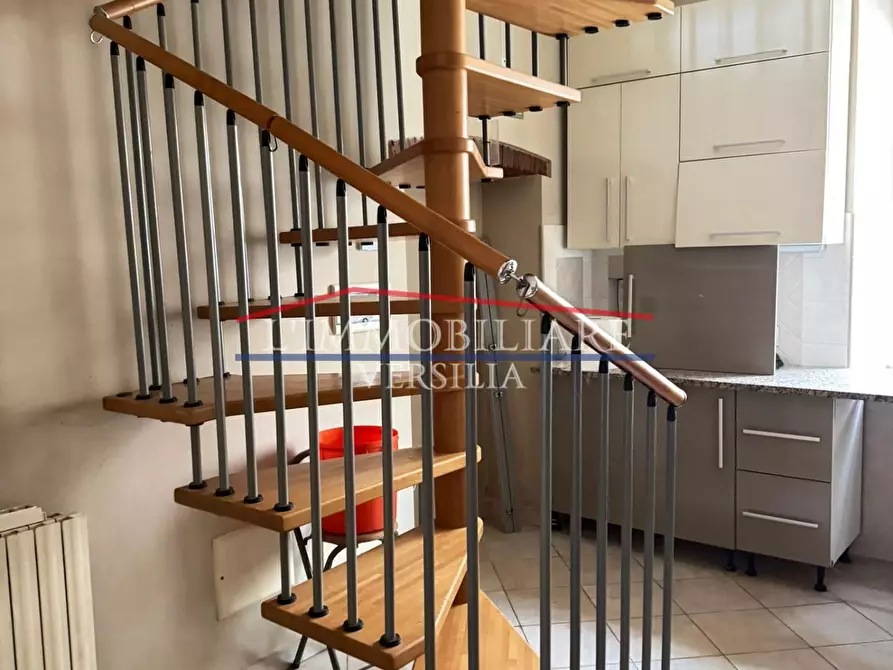 Immagine 22 di Appartamento in vendita  a Massa