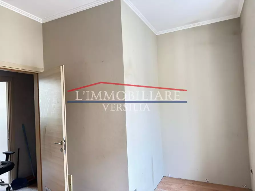 Immagine 42 di Appartamento in vendita  a Massa