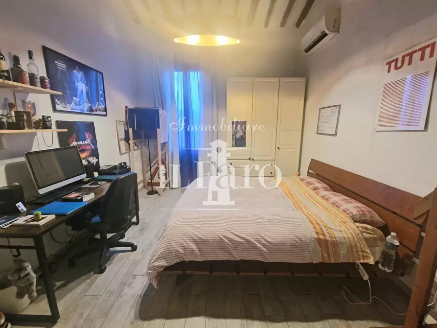 Immagine 39 di Terratetto in vendita  a Campi Bisenzio