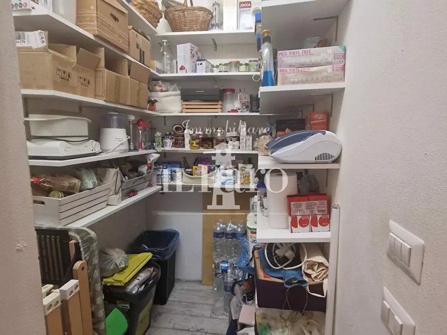 Immagine 14 di Terratetto in vendita  a Campi Bisenzio