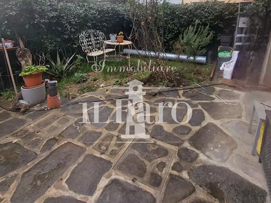 Immagine 53 di Terratetto in vendita  a Campi Bisenzio