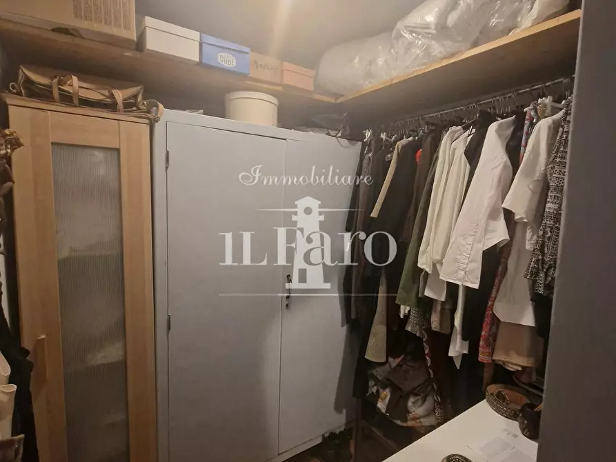 Immagine 36 di Terratetto in vendita  a Campi Bisenzio