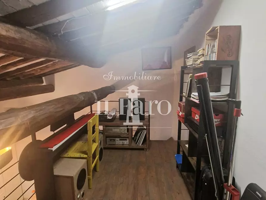 Immagine 43 di Terratetto in vendita  a Campi Bisenzio