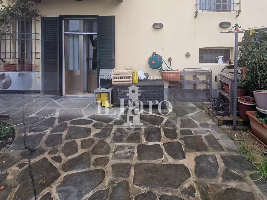 Immagine 51 di Terratetto in vendita  a Campi Bisenzio