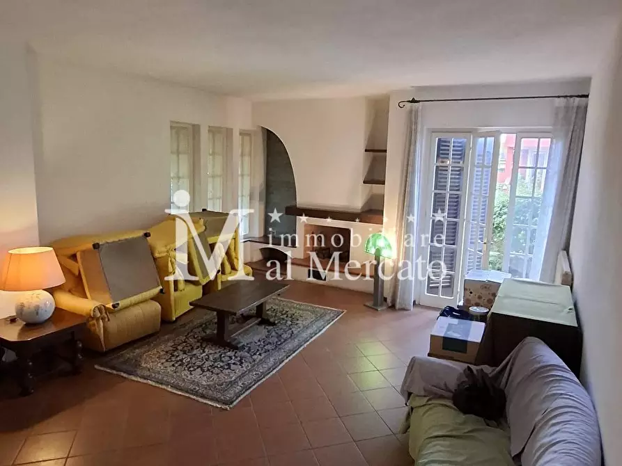 Immagine 4 di Casa bifamiliare in vendita  a Viareggio