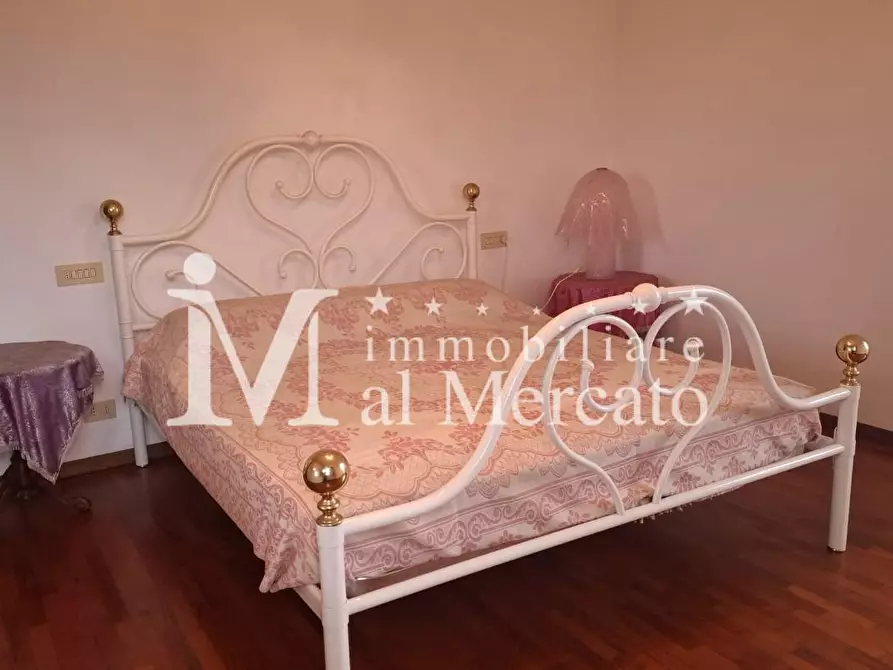 Immagine 22 di Casa bifamiliare in vendita  a Viareggio