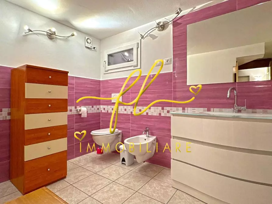 Immagine 67 di Villa in vendita  a Montescudaio